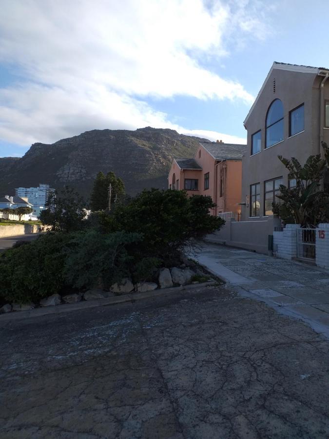 Royal@Sea2 Hotell Muizenberg Exteriör bild