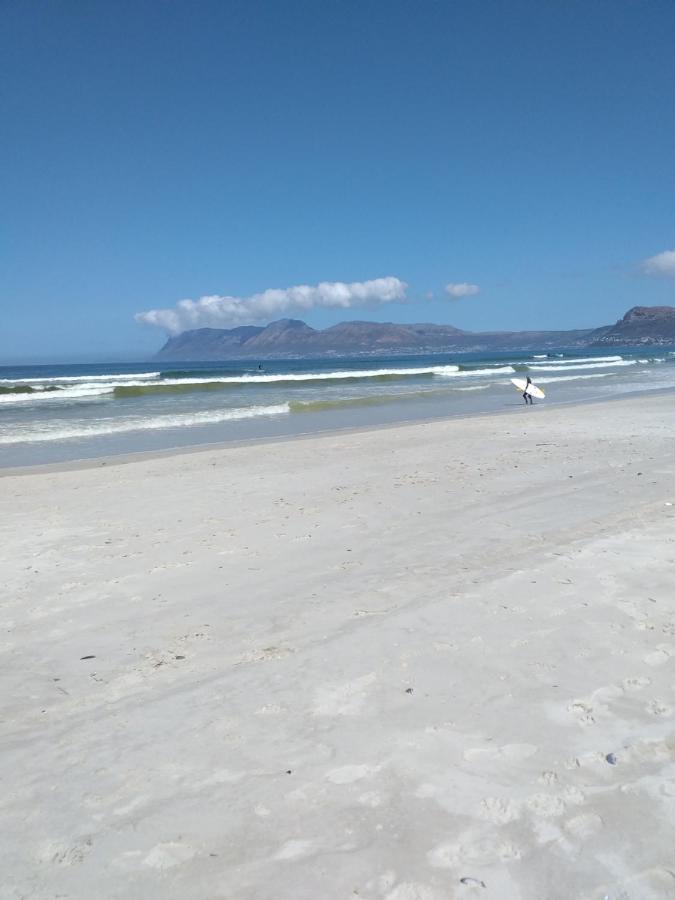 Royal@Sea2 Hotell Muizenberg Exteriör bild